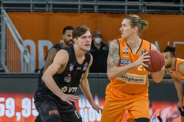 更将球队的 更将球队的