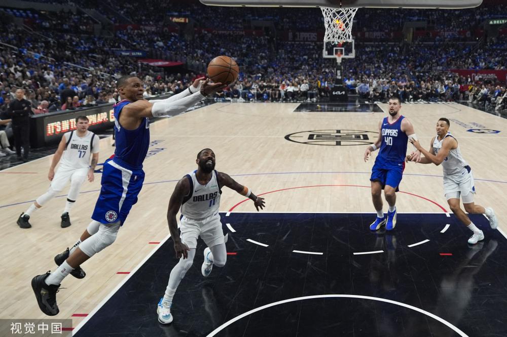 足球不仅是 足球不仅是