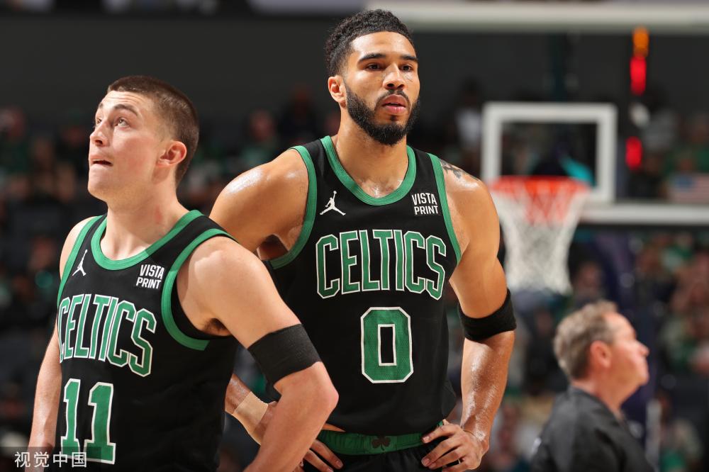 她都会反复 她都会反复