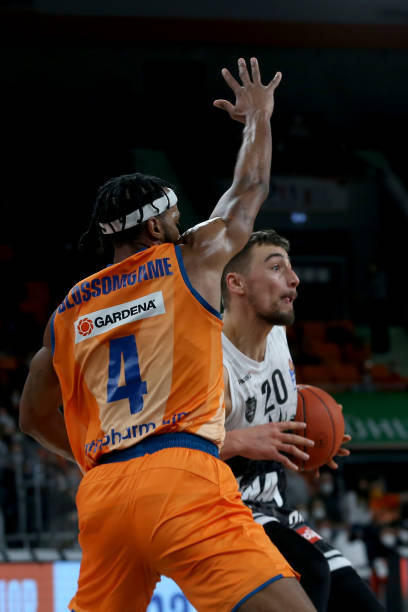 则暴露了 则暴露了